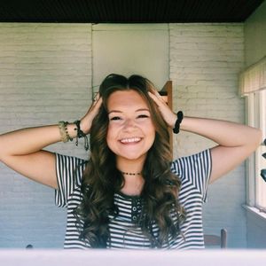 Meet your Posher, Jessica